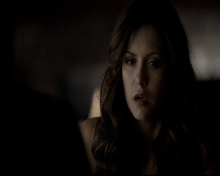 VampireDiariesWorld-dot-org_5x08DeadManOnCampus0543.jpg