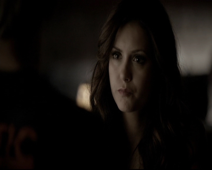 VampireDiariesWorld-dot-org_5x08DeadManOnCampus0545.jpg