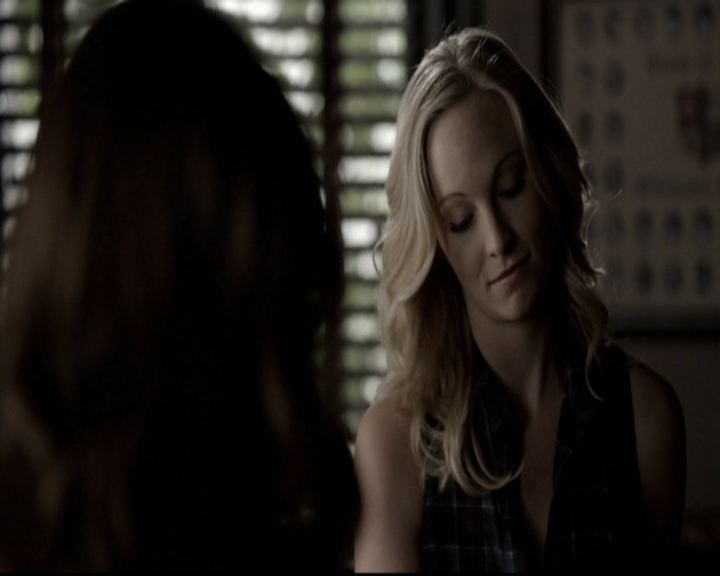 VampireDiariesWorld-dot-org_5x08DeadManOnCampus0556.jpg VampireDiariesWorld-dot-org_5x08DeadManOnCampus0556.jpg