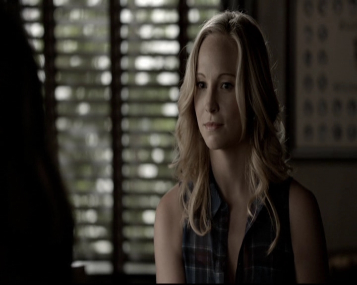 VampireDiariesWorld-dot-org_5x08DeadManOnCampus0564.jpg