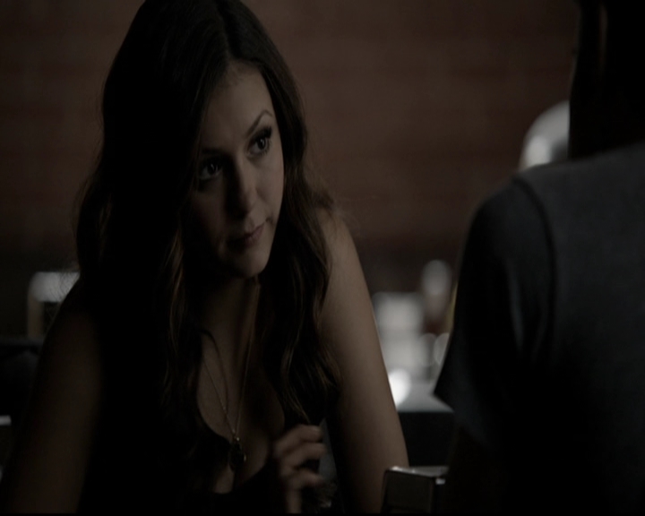 VampireDiariesWorld-dot-org_5x08DeadManOnCampus0757.jpg
