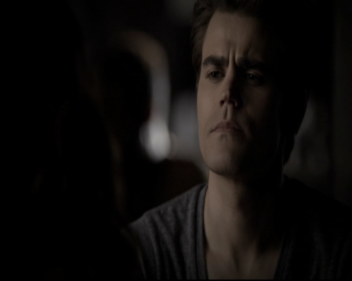 VampireDiariesWorld-dot-org_5x08DeadManOnCampus0760.jpg