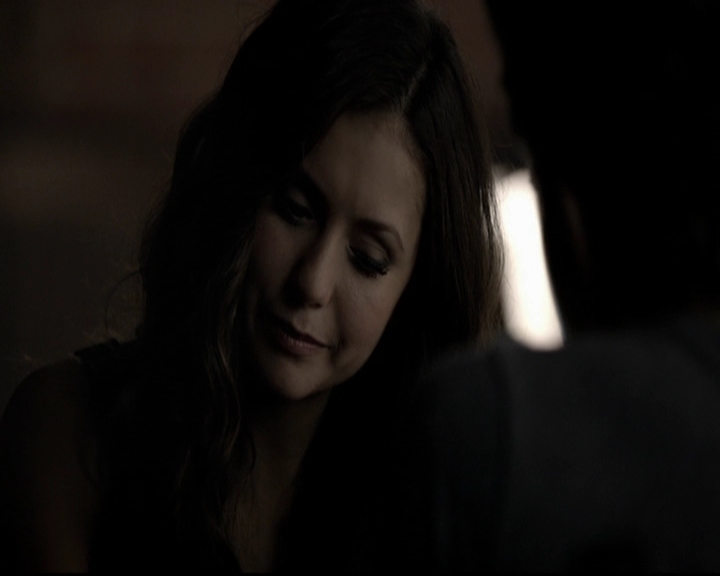 VampireDiariesWorld-dot-org_5x08DeadManOnCampus0764.jpg