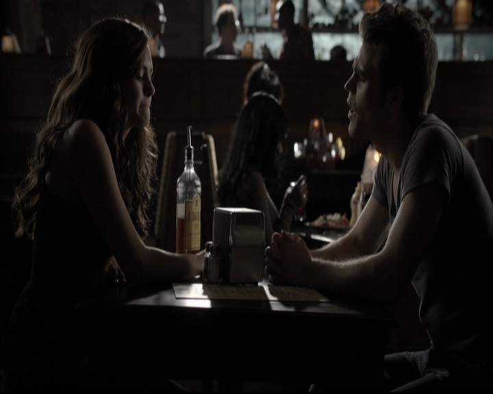 VampireDiariesWorld-dot-org_5x08DeadManOnCampus0770.jpg