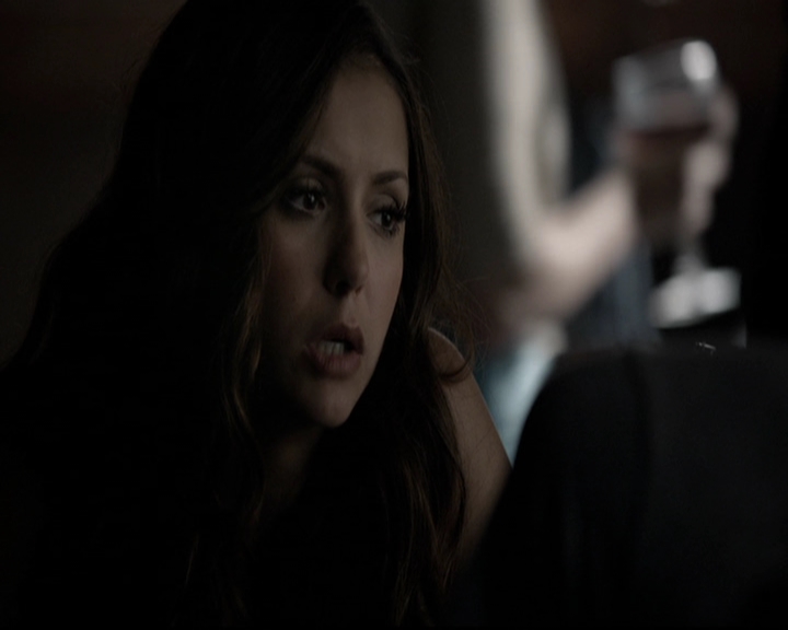 VampireDiariesWorld-dot-org_5x08DeadManOnCampus0775.jpg