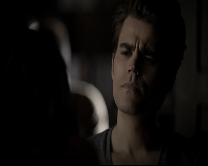 VampireDiariesWorld-dot-org_5x08DeadManOnCampus0780.jpg