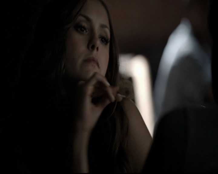 VampireDiariesWorld-dot-org_5x08DeadManOnCampus0785.jpg