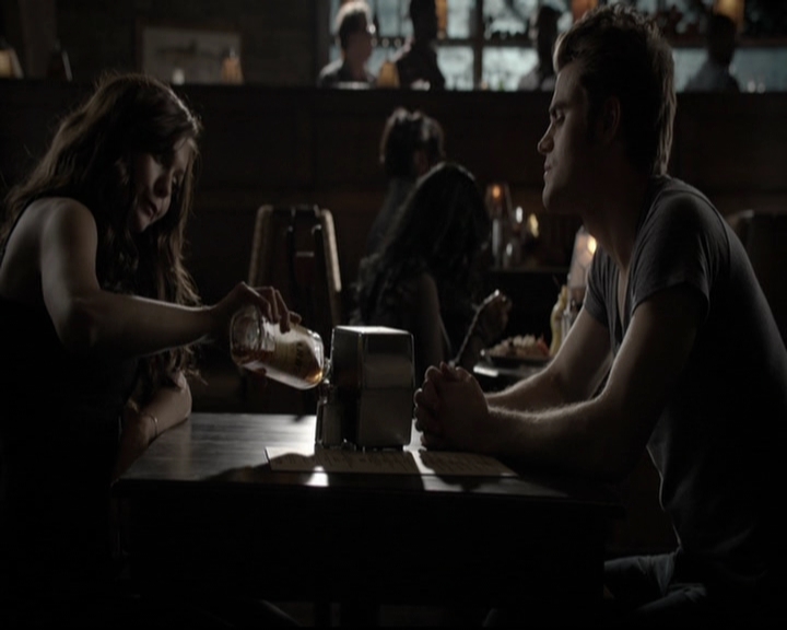 VampireDiariesWorld-dot-org_5x08DeadManOnCampus0795.jpg