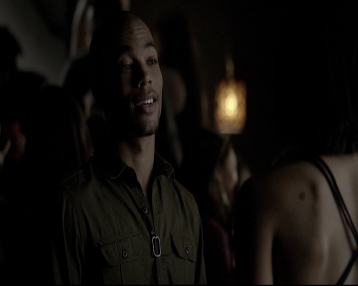 VampireDiariesWorld-dot-org_5x08DeadManOnCampus0881.jpg