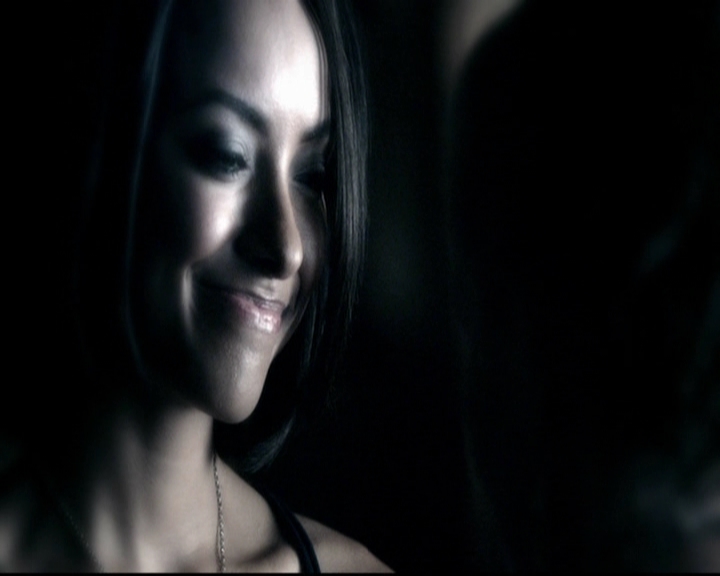 VampireDiariesWorld-dot-org_5x08DeadManOnCampus1286.jpg