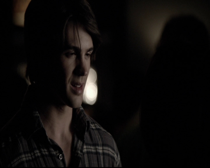 VampireDiariesWorld-dot-org_5x08DeadManOnCampus1300.jpg VampireDiariesWorld-dot-org_5x08DeadManOnCampus1300.jpg