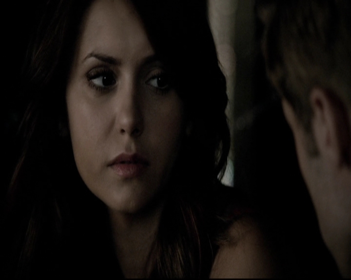 VampireDiariesWorld-dot-org_5x08DeadManOnCampus1511.jpg