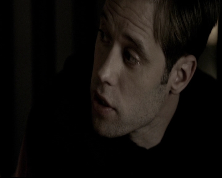 VampireDiariesWorld-dot-org_5x08DeadManOnCampus1513.jpg
