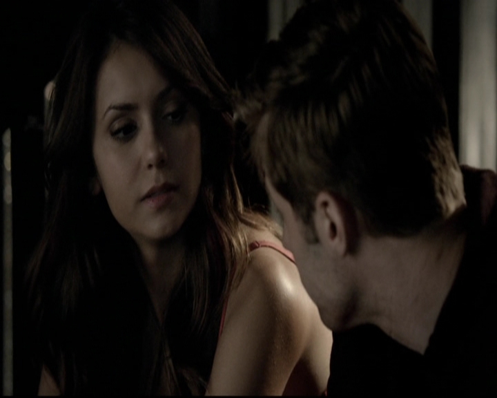 VampireDiariesWorld-dot-org_5x08DeadManOnCampus1519.jpg