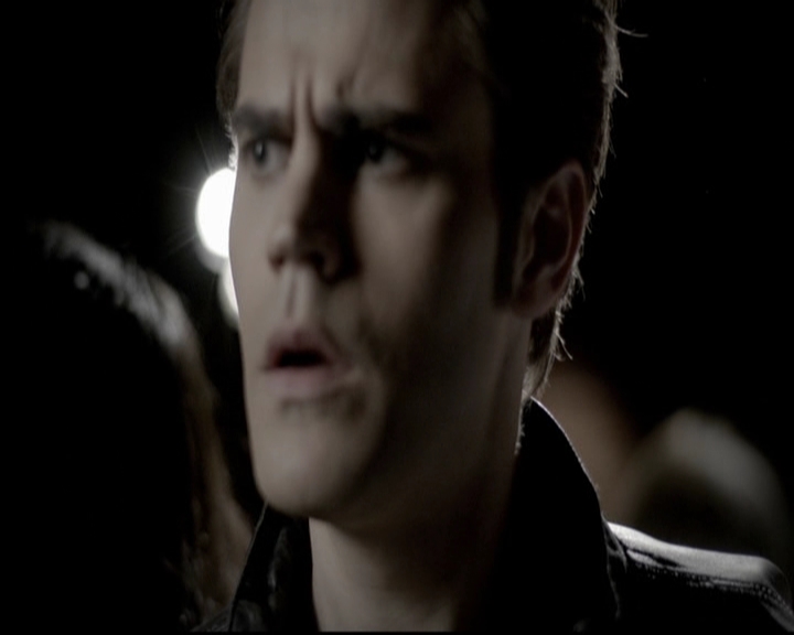 VampireDiariesWorld-dot-org_5x08DeadManOnCampus1563.jpg