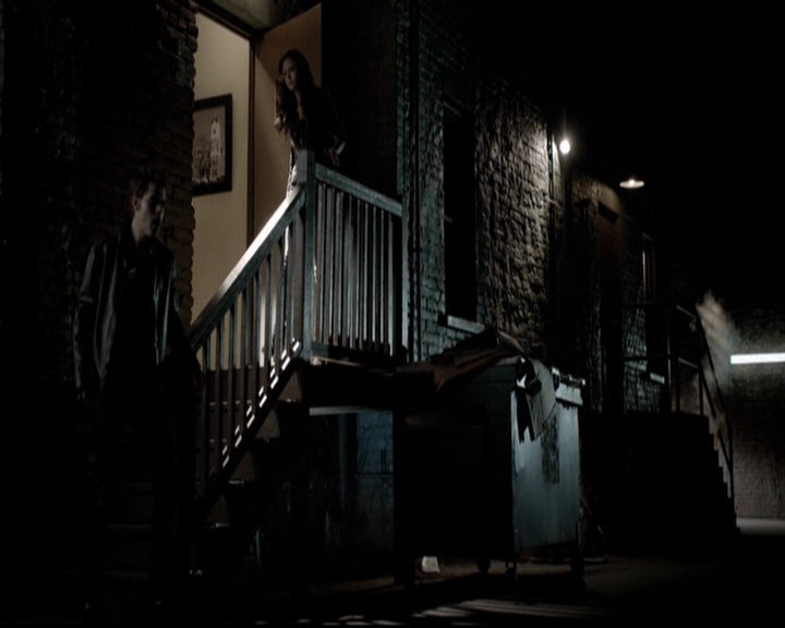 VampireDiariesWorld-dot-org_5x08DeadManOnCampus1578.jpg