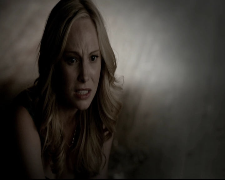 VampireDiariesWorld-dot-org_5x08DeadManOnCampus1800.jpg