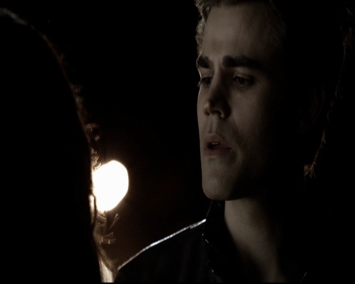VampireDiariesWorld-dot-org_5x08DeadManOnCampus1958.jpg