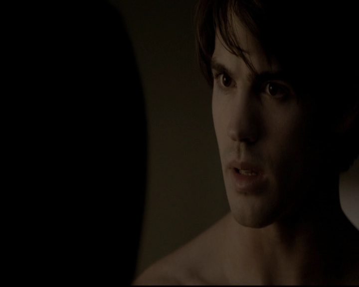 VampireDiariesWorld-dot-org_5x08DeadManOnCampus2079.jpg VampireDiariesWorld-dot-org_5x08DeadManOnCampus2079.jpg