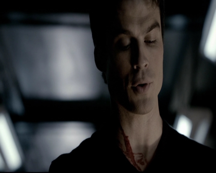 VampireDiariesWorld-dot-org_5x08DeadManOnCampus2231.jpg