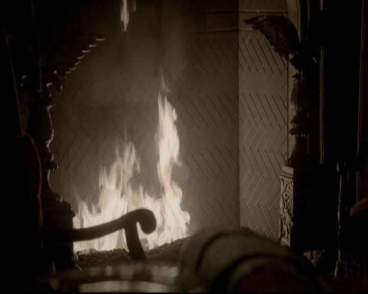VampireDiariesWorld-dot-org_5x09TheCell0053.jpg