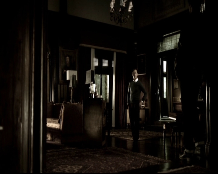 VampireDiariesWorld-dot-org_5x09TheCell0075.jpg