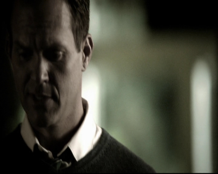 VampireDiariesWorld-dot-org_5x09TheCell0077.jpg