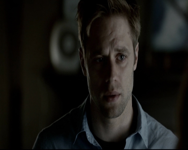 VampireDiariesWorld-dot-org_5x09TheCell0365.jpg