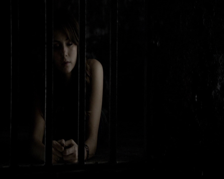 VampireDiariesWorld-dot-org_5x09TheCell0856.jpg