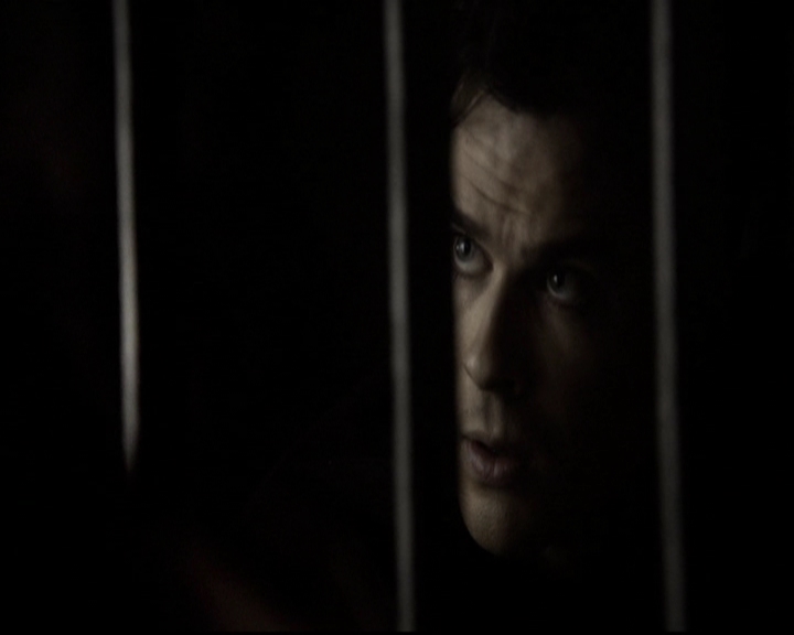 VampireDiariesWorld-dot-org_5x09TheCell0907.jpg