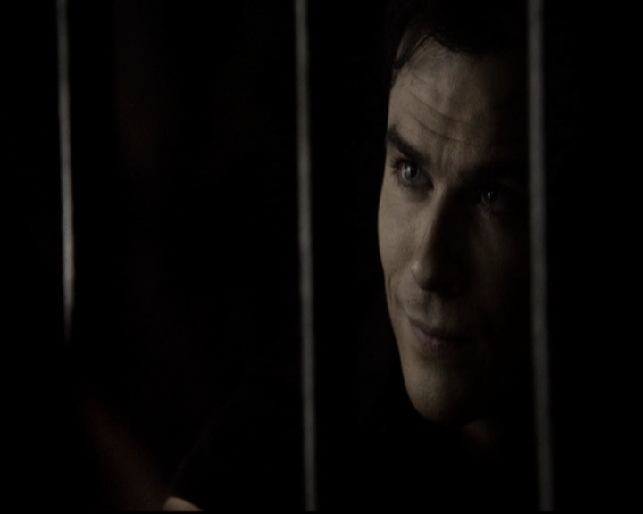 VampireDiariesWorld-dot-org_5x09TheCell0919.jpg