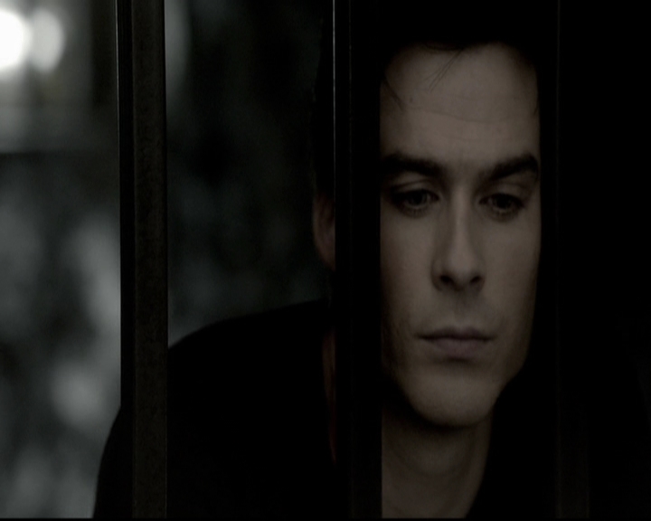 VampireDiariesWorld-dot-org_5x09TheCell1021.jpg