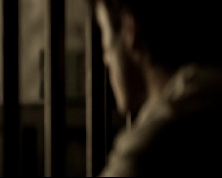 VampireDiariesWorld-dot-org_5x09TheCell1026.jpg