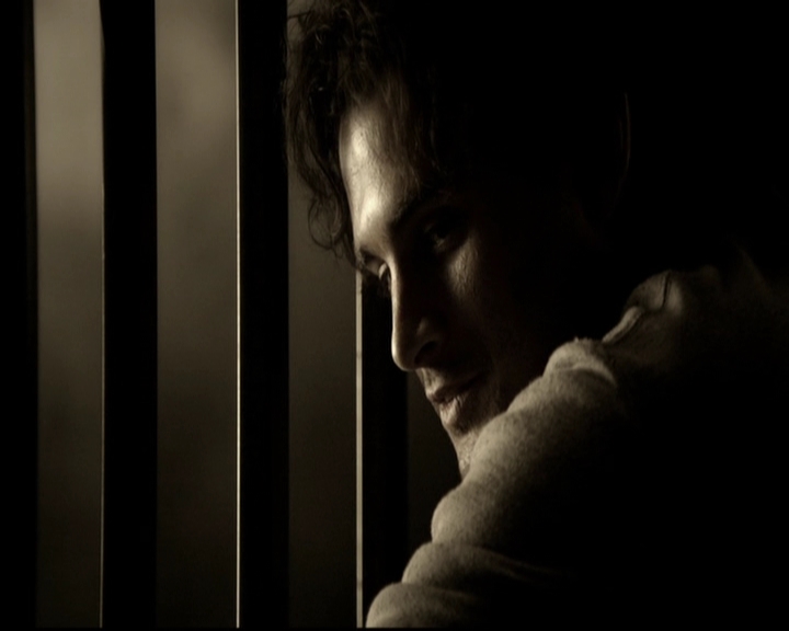 VampireDiariesWorld-dot-org_5x09TheCell1094.jpg VampireDiariesWorld-dot-org_5x09TheCell1094.jpg