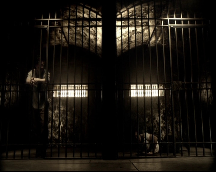 VampireDiariesWorld-dot-org_5x09TheCell1158.jpg