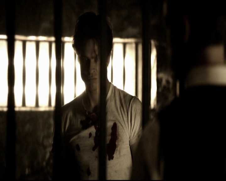 VampireDiariesWorld-dot-org_5x09TheCell1180.jpg