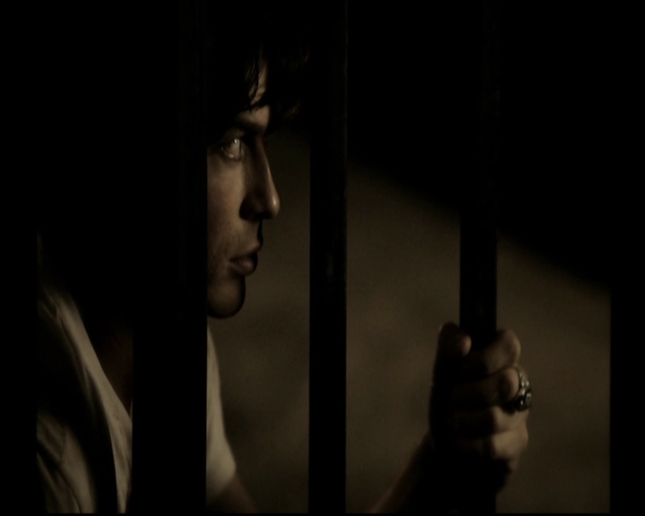 VampireDiariesWorld-dot-org_5x09TheCell1213.jpg