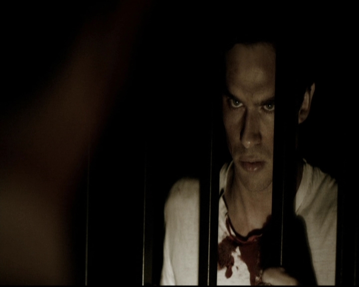 VampireDiariesWorld-dot-org_5x09TheCell1243.jpg