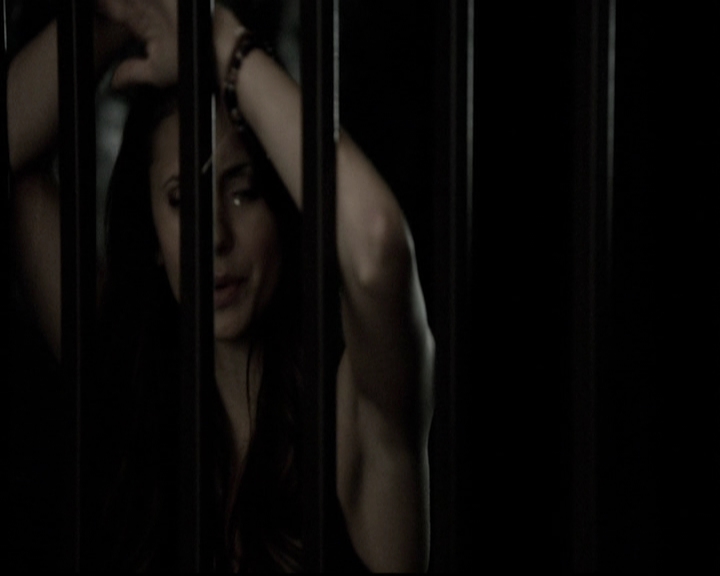 VampireDiariesWorld-dot-org_5x09TheCell1273.jpg