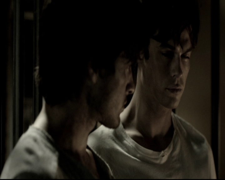 VampireDiariesWorld-dot-org_5x09TheCell1312.jpg