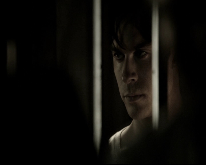 VampireDiariesWorld-dot-org_5x09TheCell1316.jpg