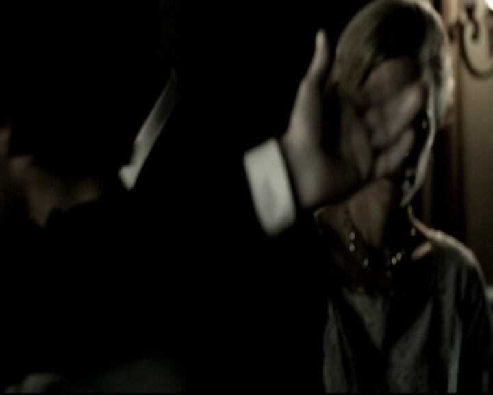 VampireDiariesWorld-dot-org_5x09TheCell1322.jpg