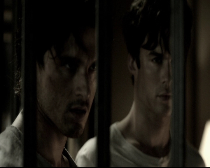 VampireDiariesWorld-dot-org_5x09TheCell1342.jpg