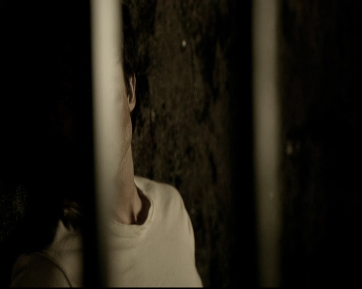 VampireDiariesWorld-dot-org_5x09TheCell1404.jpg
