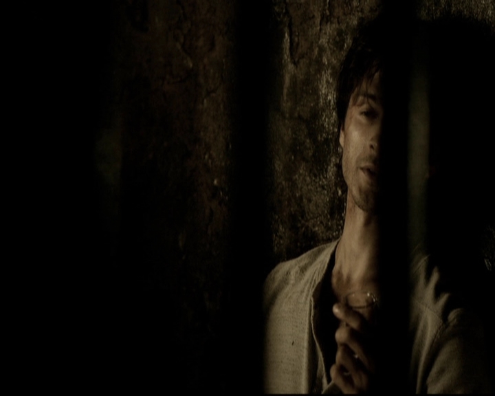 VampireDiariesWorld-dot-org_5x09TheCell1406.jpg
