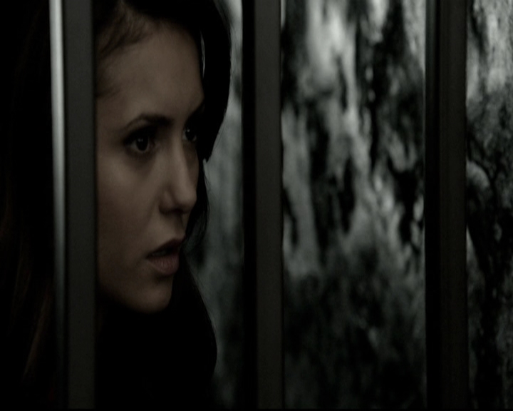 VampireDiariesWorld-dot-org_5x09TheCell1423.jpg