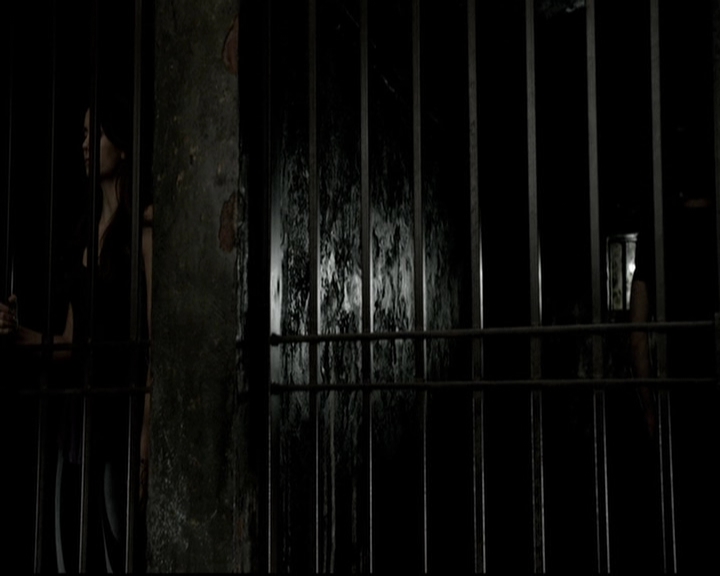 VampireDiariesWorld-dot-org_5x09TheCell1433.jpg