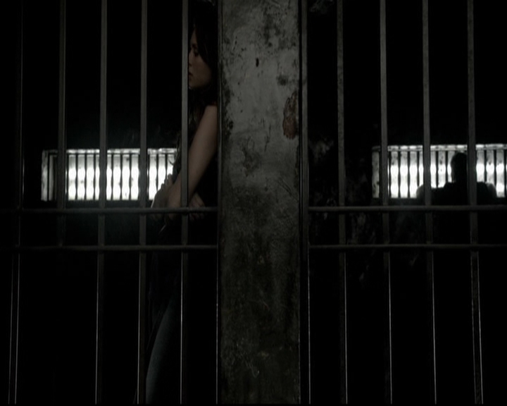 VampireDiariesWorld-dot-org_5x09TheCell1437.jpg