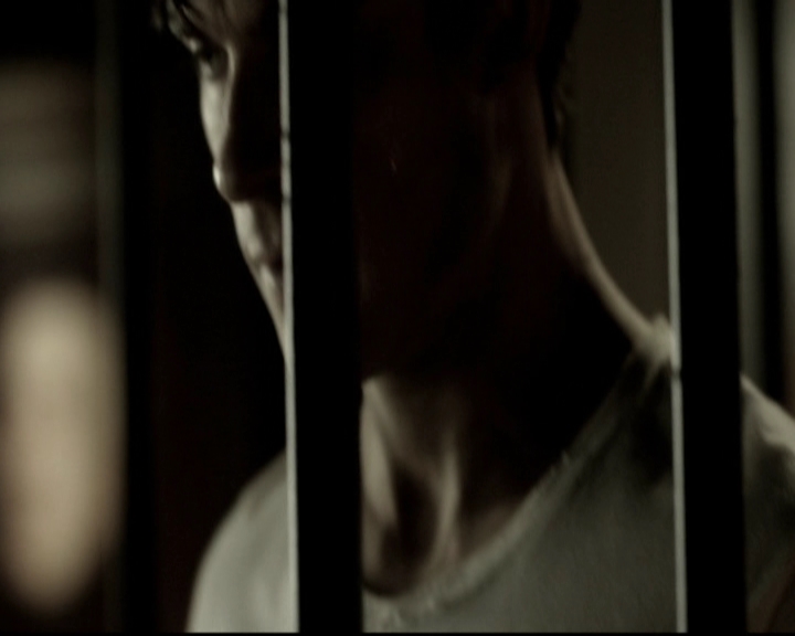 VampireDiariesWorld-dot-org_5x09TheCell1619.jpg