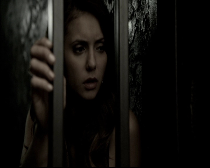 VampireDiariesWorld-dot-org_5x09TheCell1706.jpg